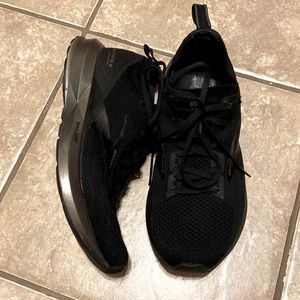 Levitate 3 Limited Edition Brooks Running Shoes